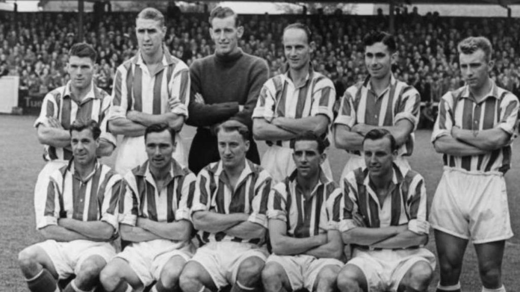 Colchester United history - Entering the Football League
