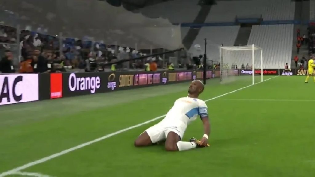 Knee Slide - Popularized by Thierry Henry and Didier Drogba