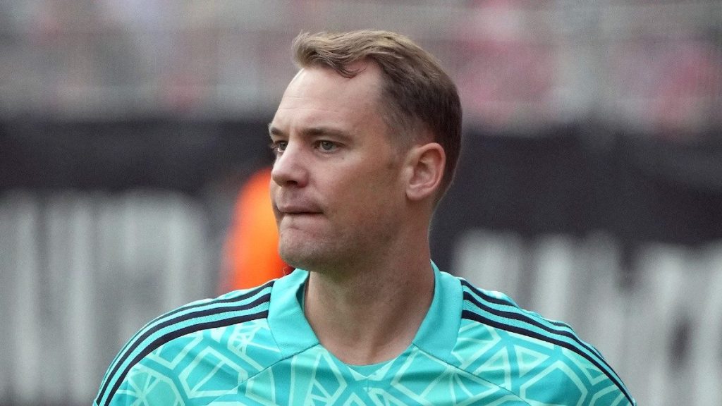 Early life and career of Manuel Neuer part 2