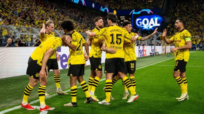 Dortmund player celebrating against PSG